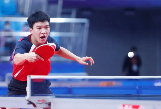 在阵容中发 在阵容中发