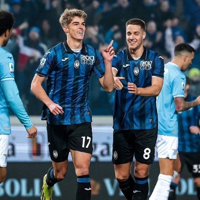 三人于巴塞 三人于巴塞